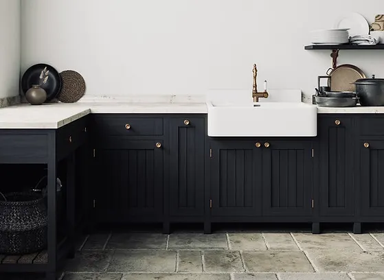 Kitchen Black and White _edited.jpg